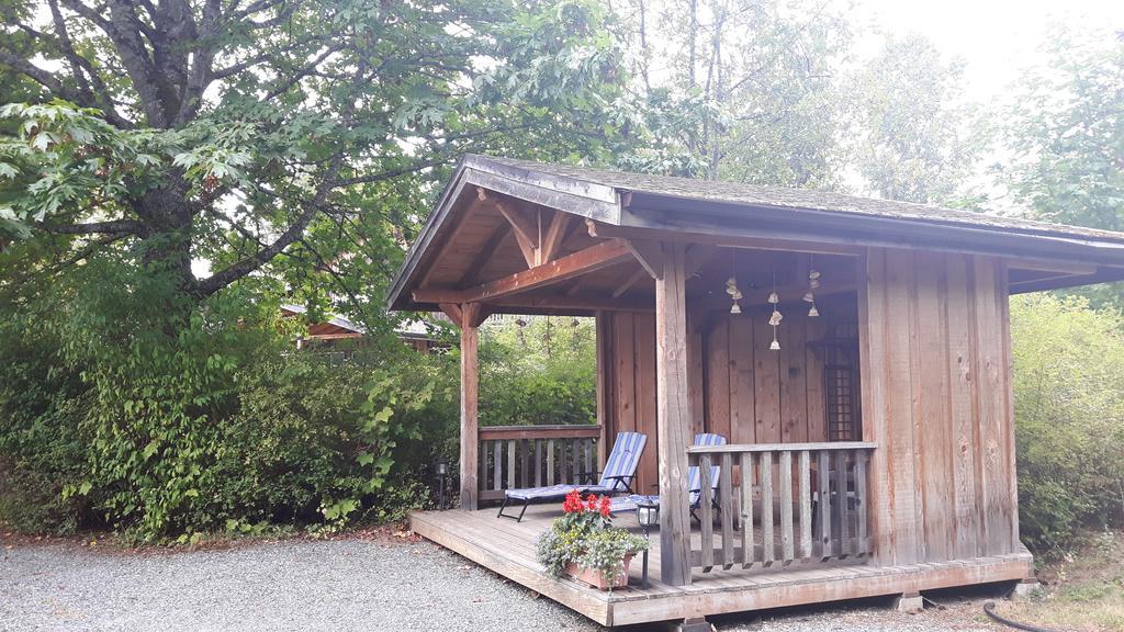 Kiwi Cove Lodge Ladysmith Exterior photo